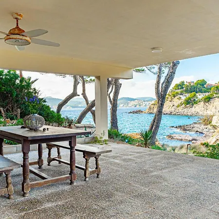 Villa Rivo - *